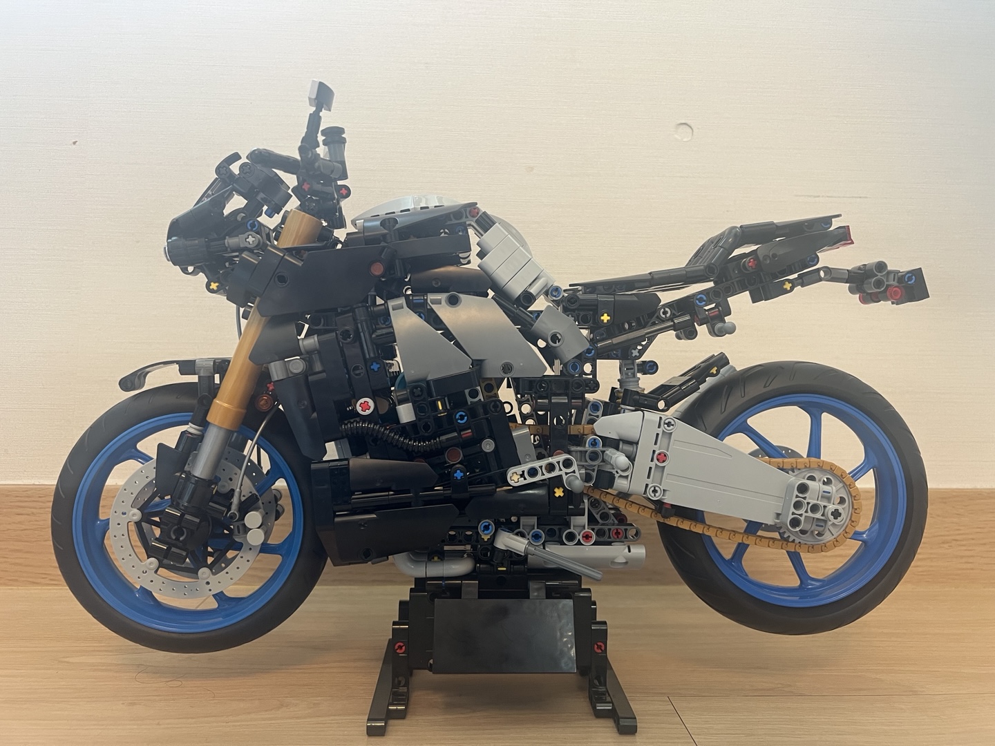 Yamaha 01